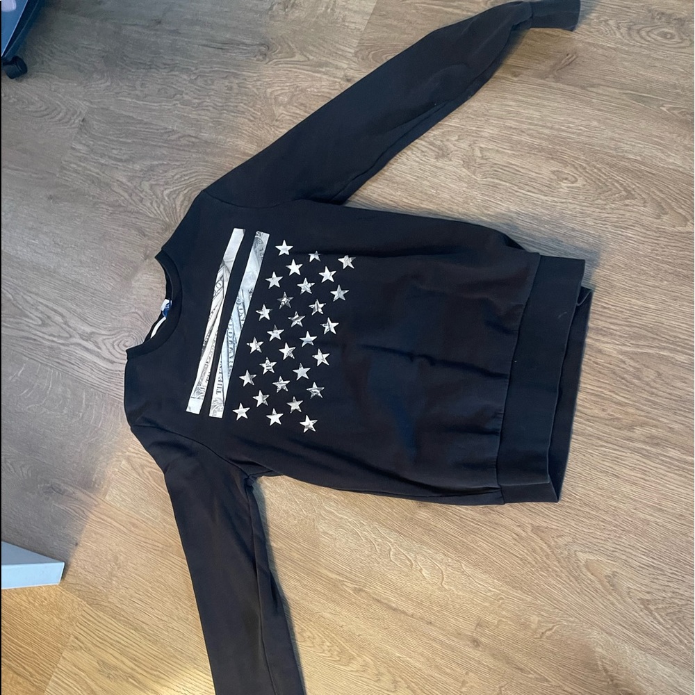 H&am Medium Pull Over Hoodie Shirt 👚